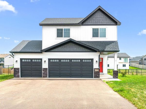 8199 384th Trail, North Branch, MN 55056