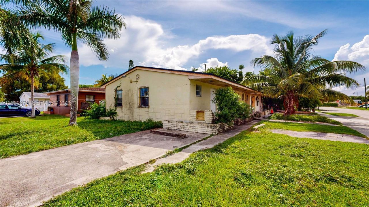 1478 NW 2nd Ave , Florida City, FL 33034 Photo