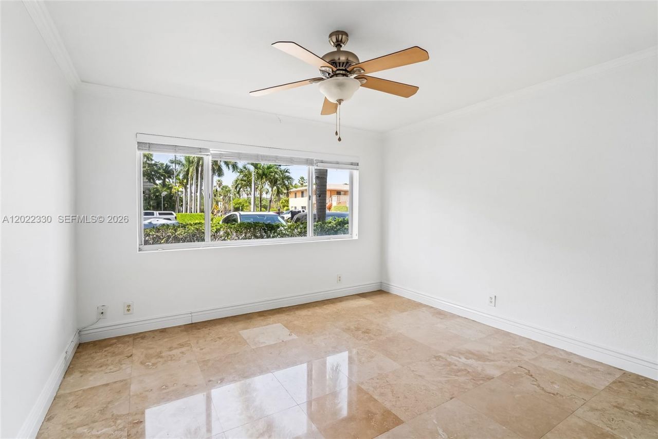 2881 NE 32nd St, Unit 111, Fort Lauderdale, FL 33306 Photo