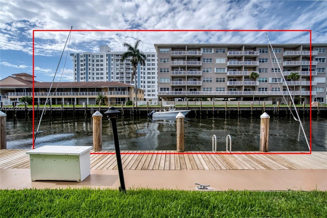 2881 NE 32nd St, Unit 111, Fort Lauderdale, FL 33306 Photo