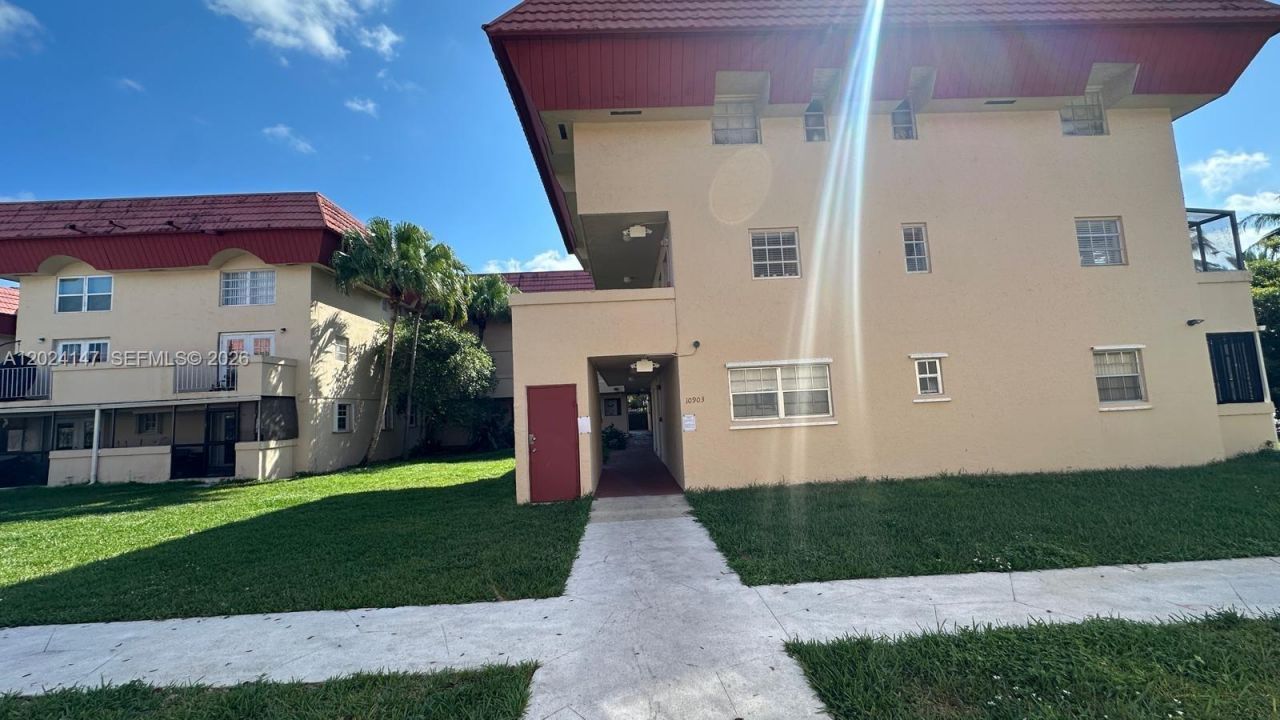 10903 N Kendall Dr , Unit 227, Miami, FL 33176 Photo