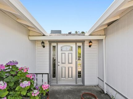 106 Perraud Dr, Folsom, CA 95630 Photo