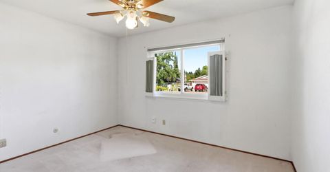 106 Perraud Dr, Folsom, CA 95630 Photo