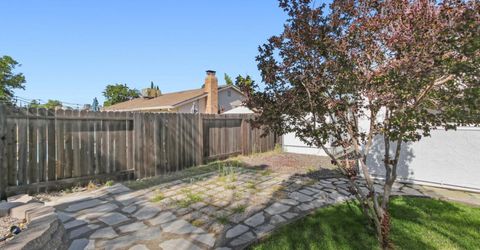 106 Perraud Dr, Folsom, CA 95630 Photo