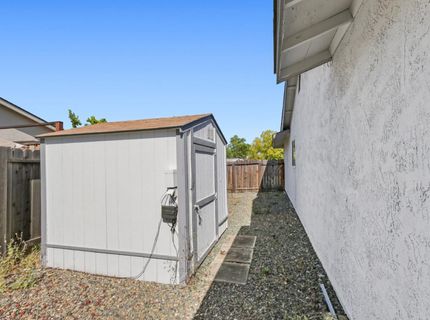 106 Perraud Dr, Folsom, CA 95630 Photo