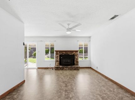 106 Perraud Dr, Folsom, CA 95630 Photo