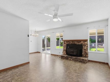 106 Perraud Dr, Folsom, CA 95630 Photo