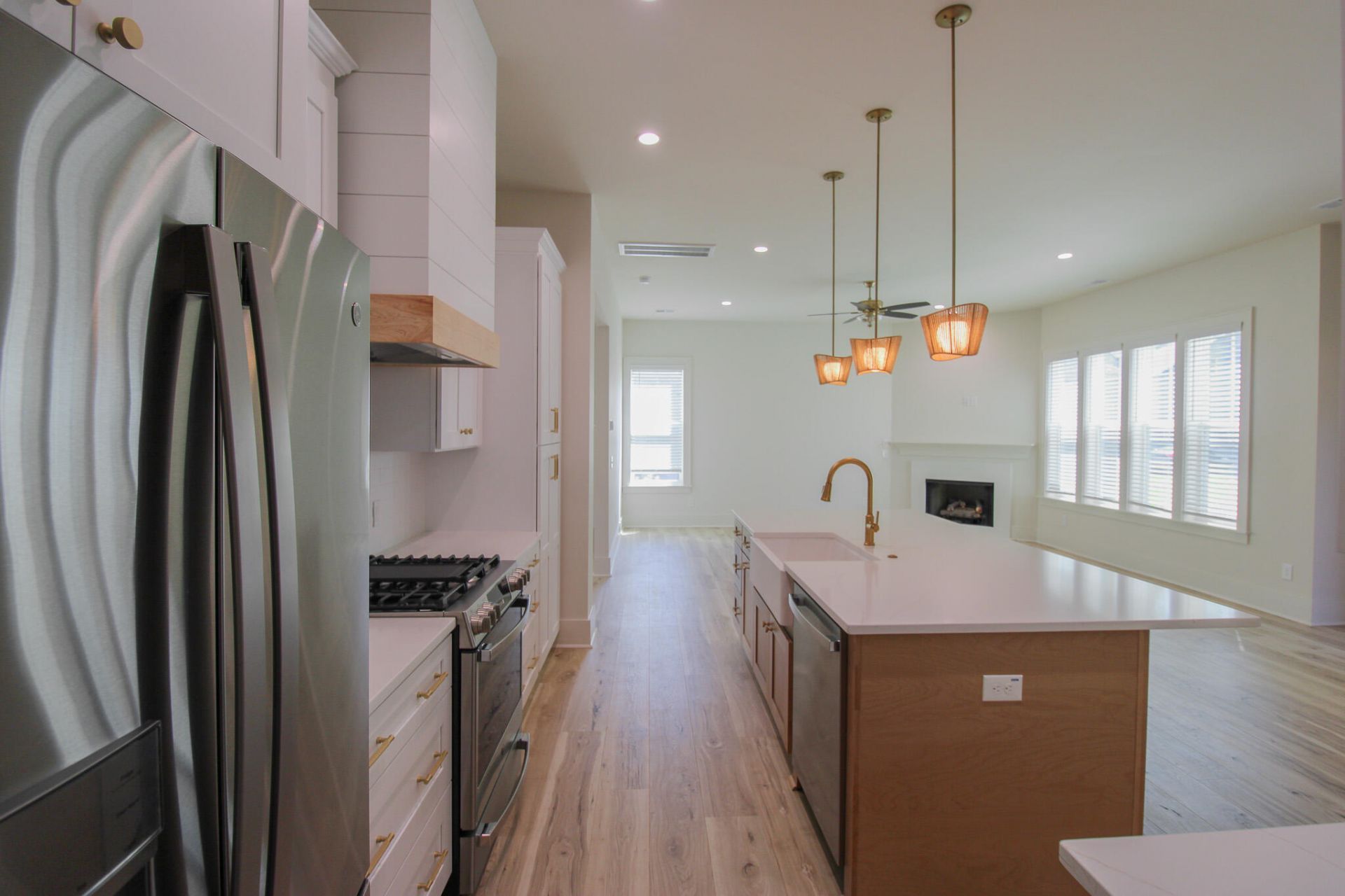 3633 Happyland Boulevard Photo 10