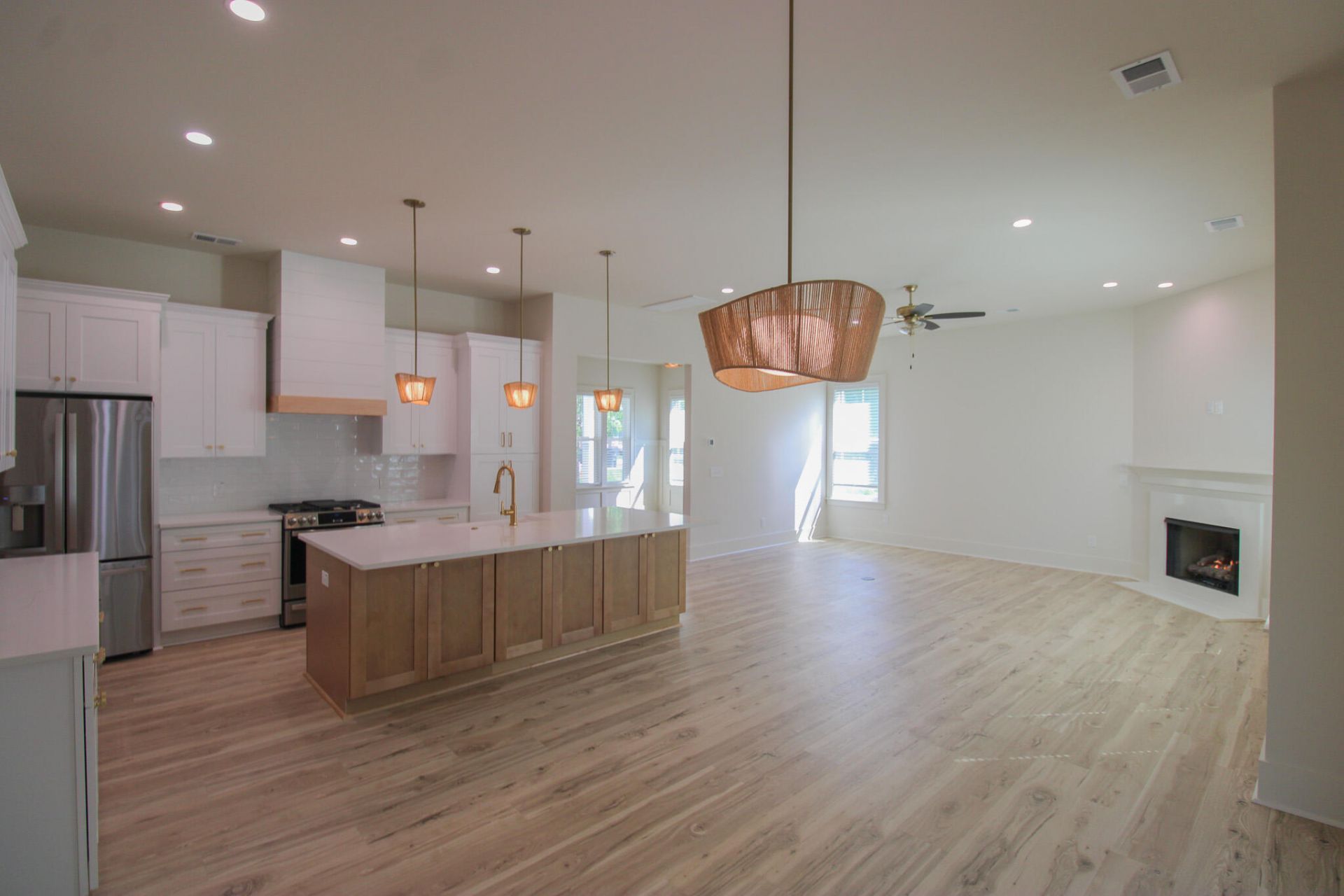 3633 Happyland Boulevard Photo 11