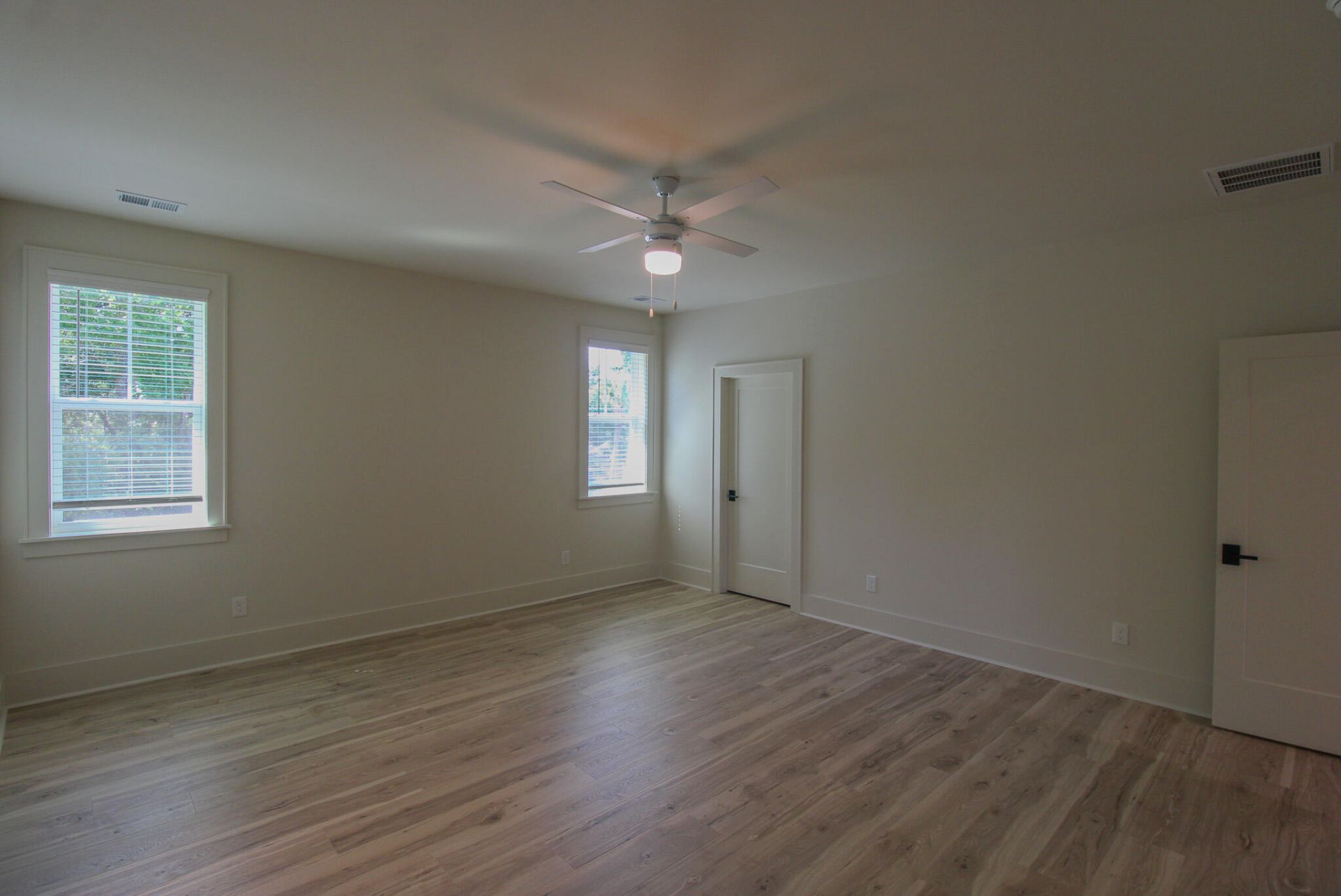 3633 Happyland Boulevard Photo 21