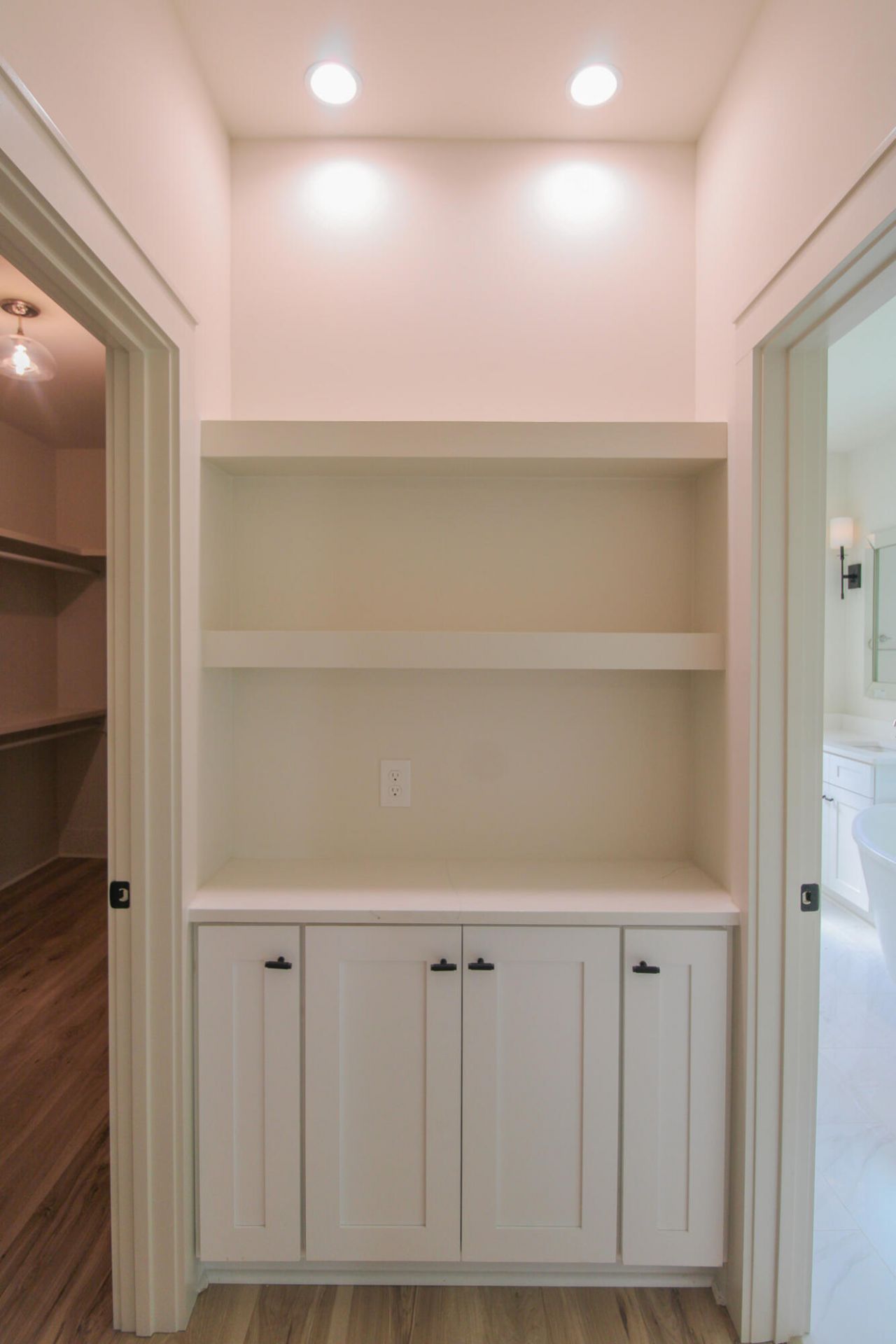3633 Happyland Boulevard Photo 22