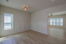 3633 Happyland Boulevard photo 4