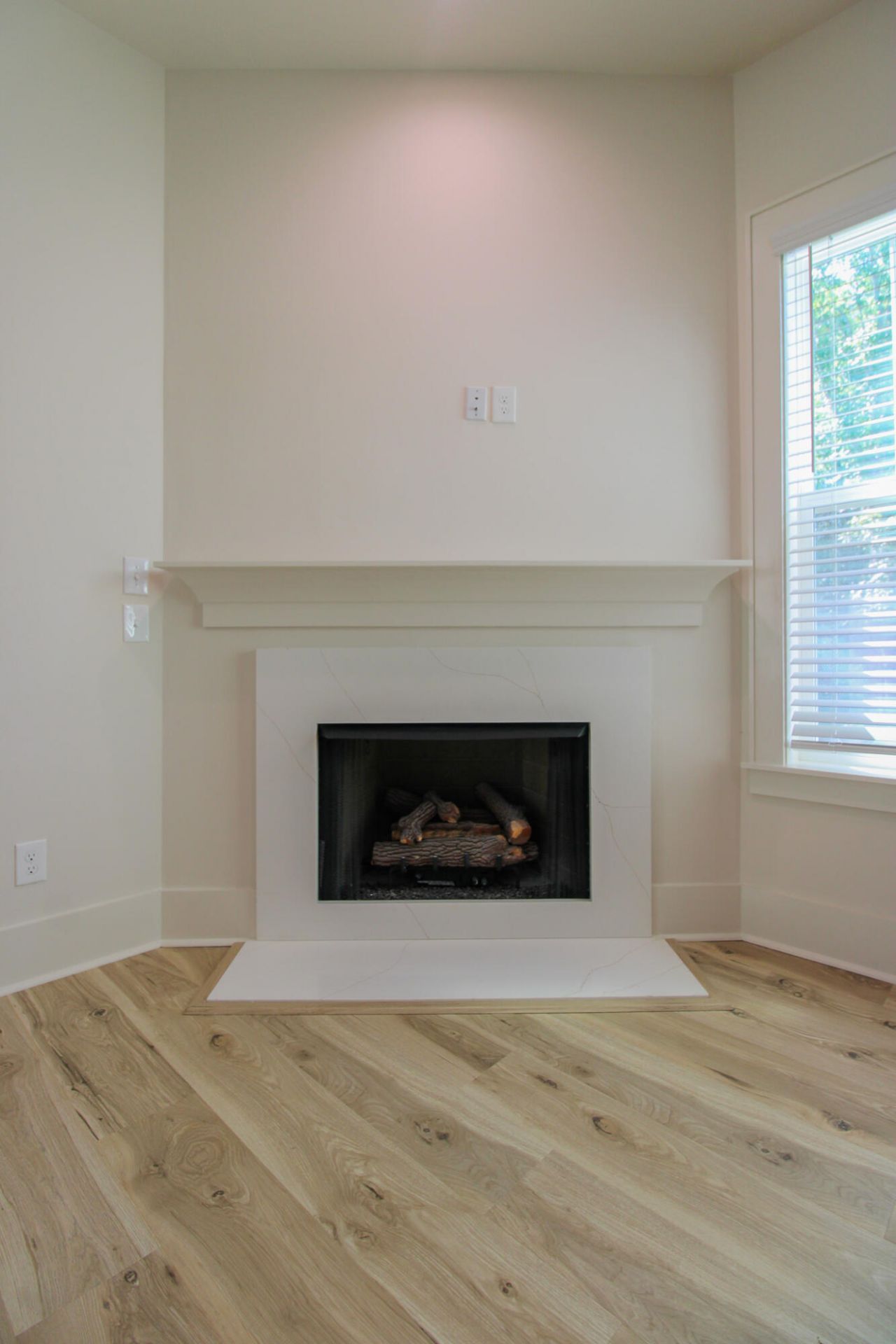 3633 Happyland Boulevard Photo 6