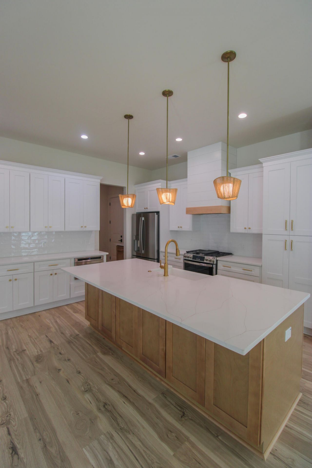 3633 Happyland Boulevard Photo 8