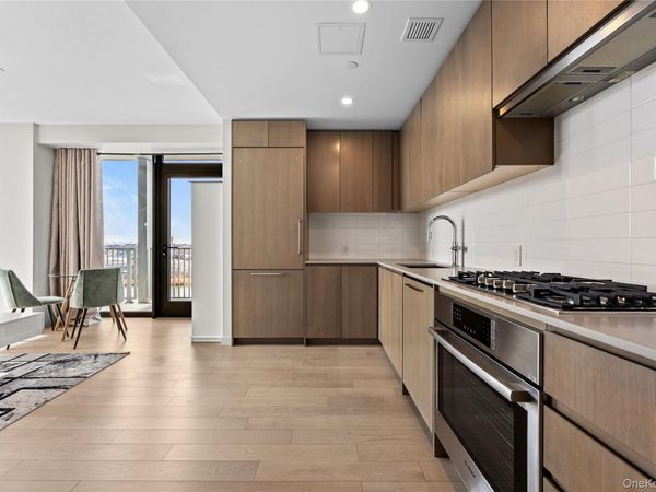 131-02A 40th Road , Unit 9H, Flushing, NY 11354