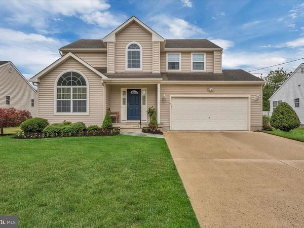 51 JEFFERSON AVENUE, BERLIN, NJ 08009