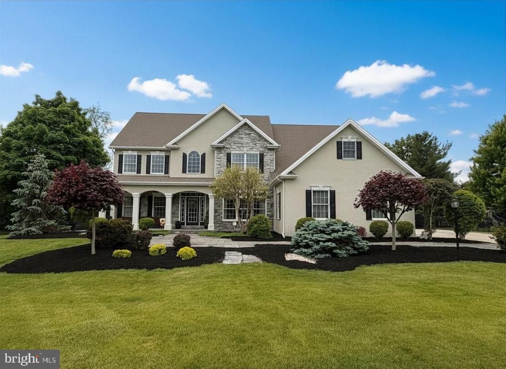 2312 FOREST LANE , HARRISBURG, PA 17112