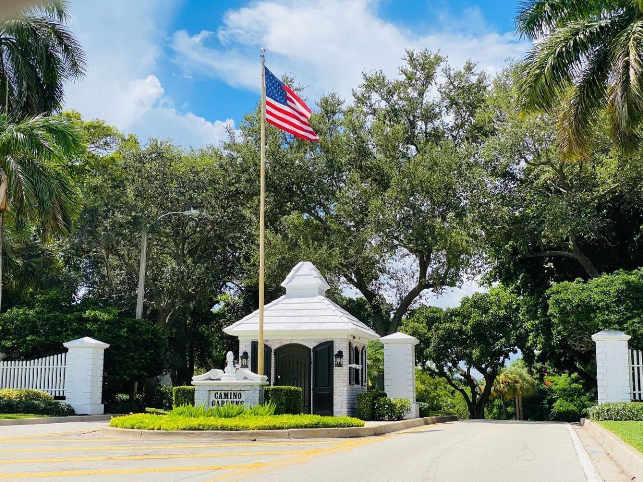 880 Hickory Terrace, Boca Raton, FL 33486 Photo