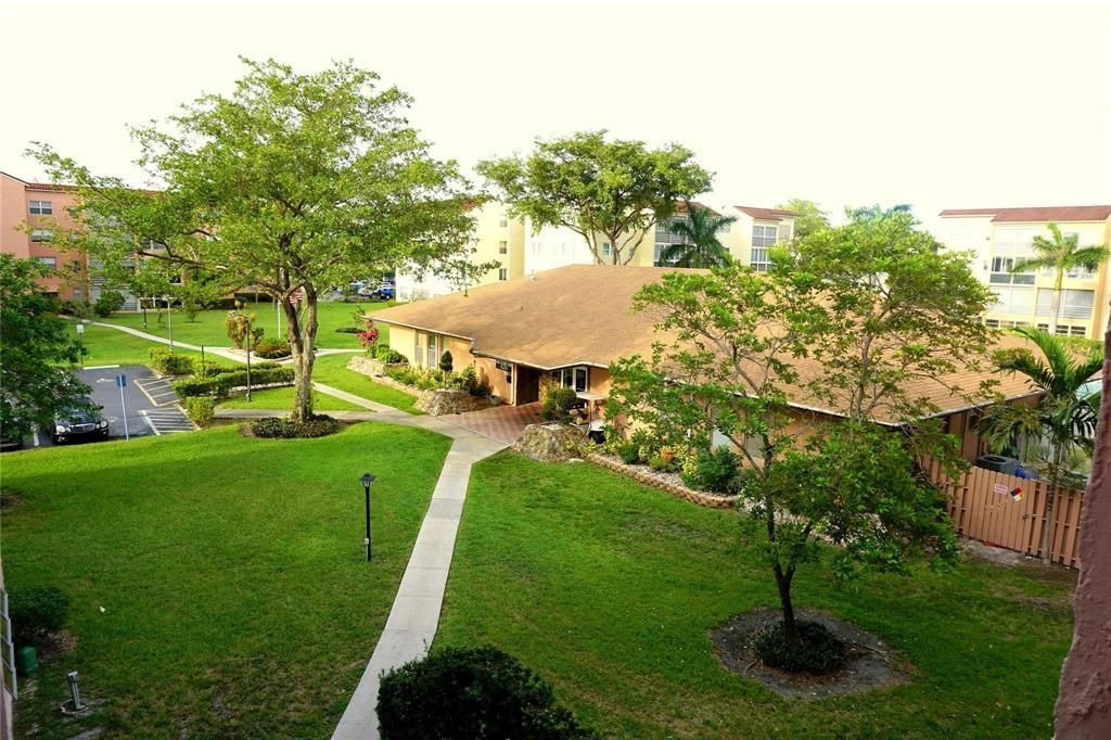 2851 Somerset Drive, Unit 208, Lauderdale Lakes, FL 33311 Photo