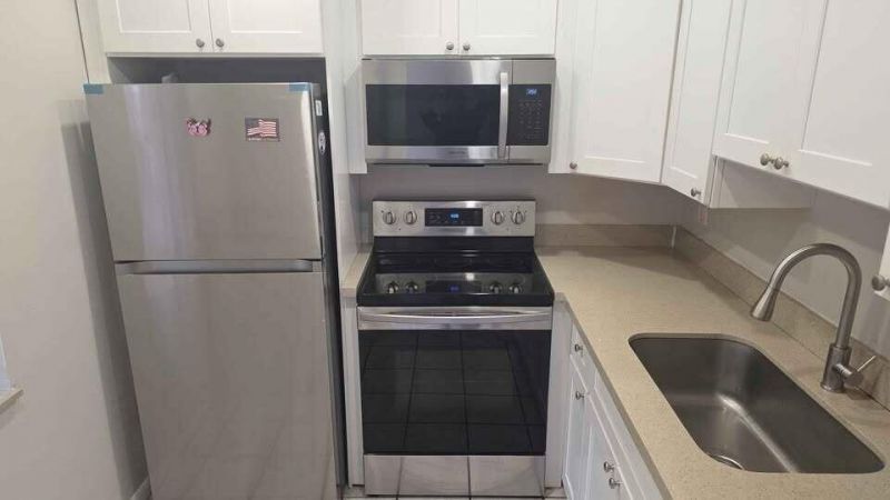 2851 Somerset Drive, Unit 208, Lauderdale Lakes, FL 33311 Photo