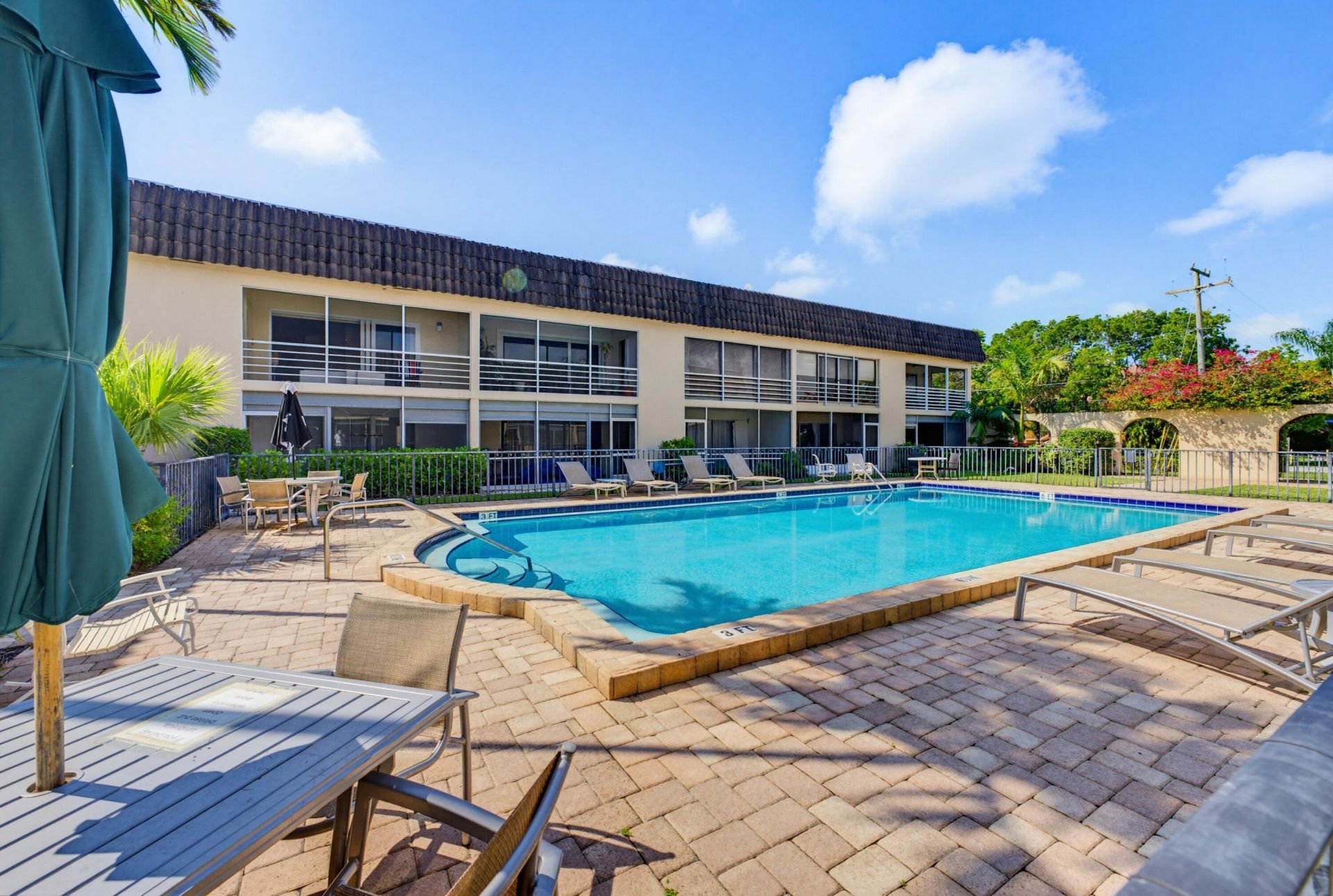 342 Southwind Drive, Unit 118, North Palm Beach, FL 33408 Photo