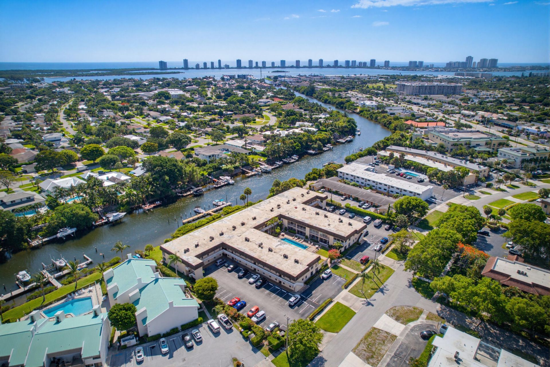 342 Southwind Drive, Unit 118, North Palm Beach, FL 33408 Photo
