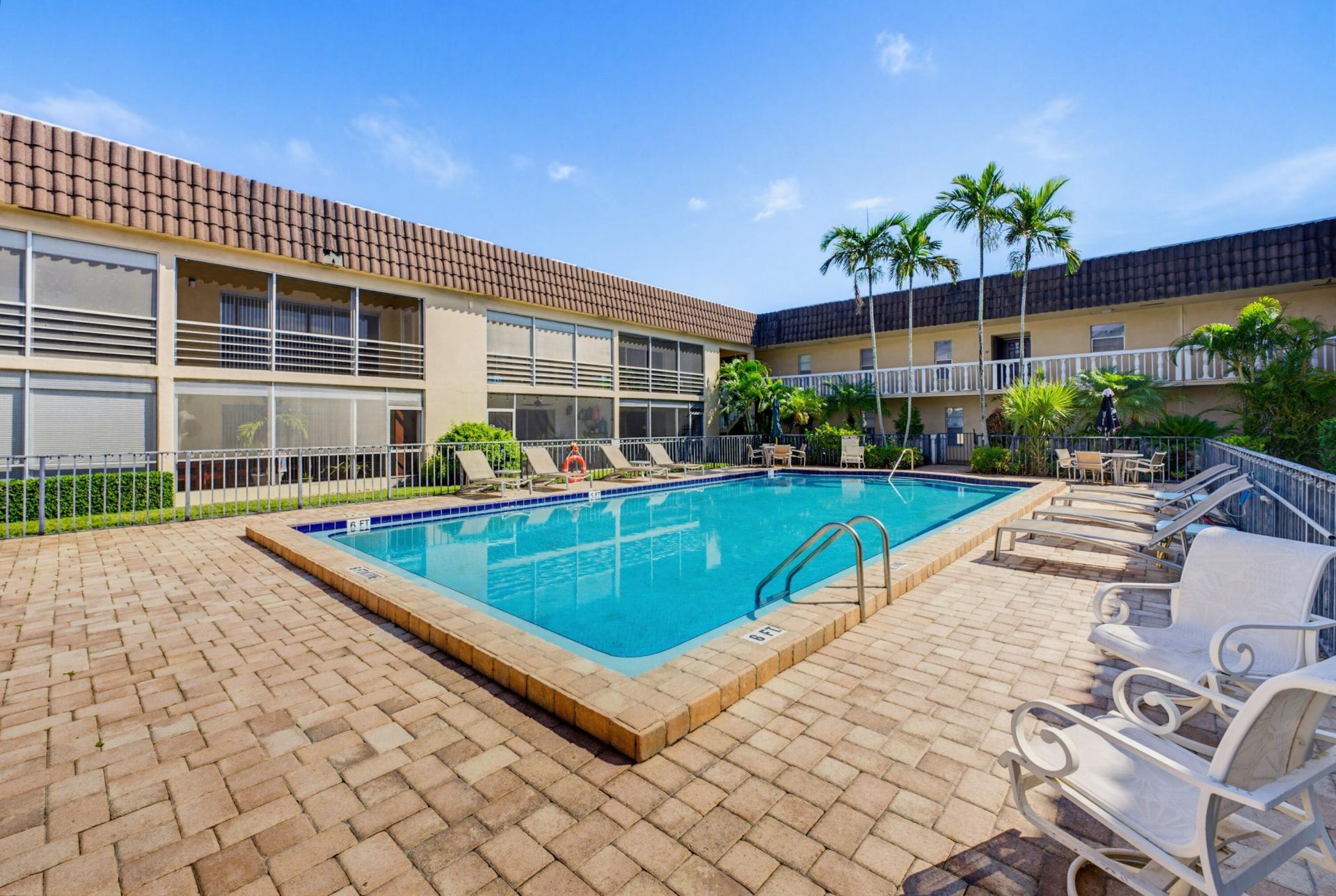 342 Southwind Drive, Unit 118, North Palm Beach, FL 33408 Photo