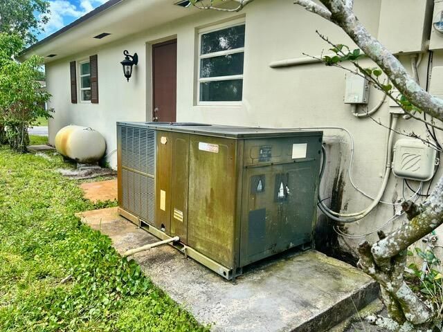 861 NW 72nd Avenue, Plantation, FL 33317 Photo