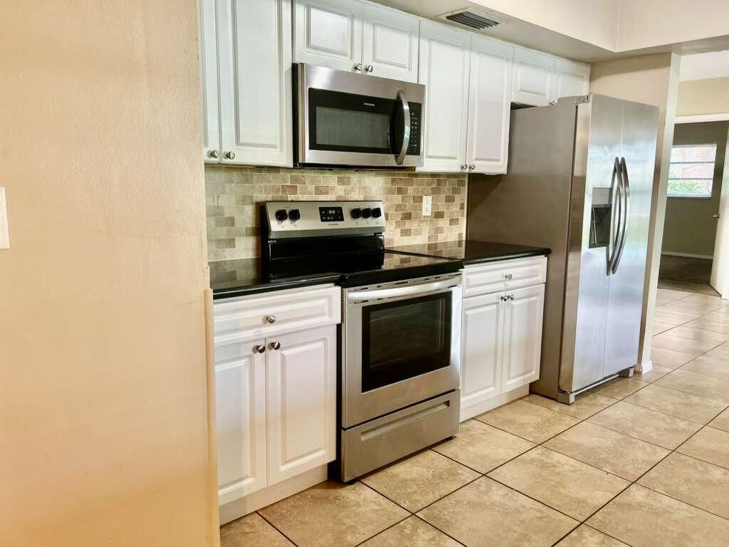 861 NW 72nd Avenue, Plantation, FL 33317 Photo