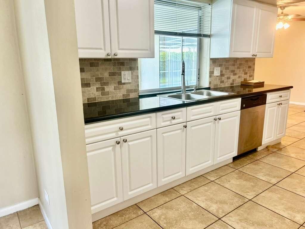 861 NW 72nd Avenue, Plantation, FL 33317 Photo