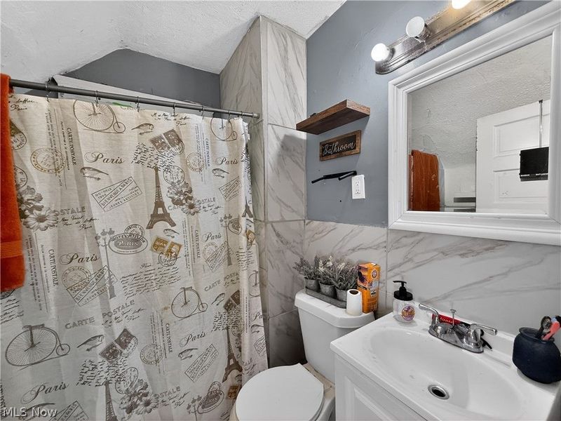 3617 E 103rd Street , Cleveland, OH 44105 Photo 8