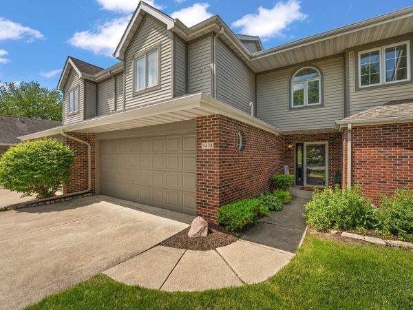 9434 Van Buren Street , Crown Point, IN 46307
