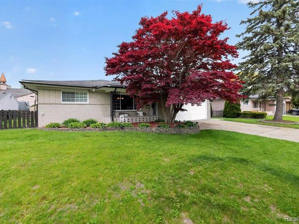 38031 Charwood Drive, Sterling Heights, MI 48312