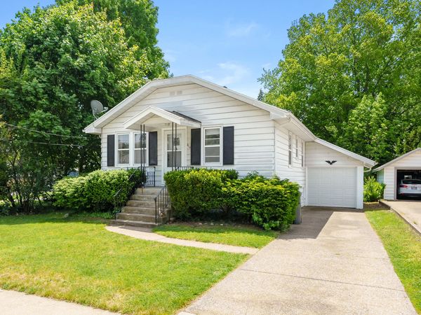 314 Wallace Avenue, St. Joseph, MI 49085