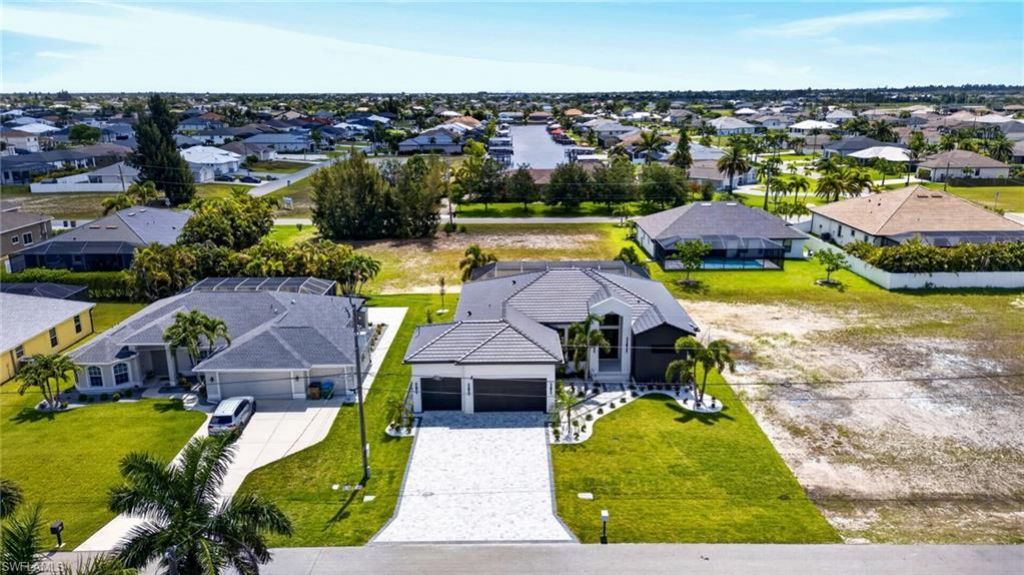 209 NW 35th Pl , Cape Coral, FL 33993 Photo
