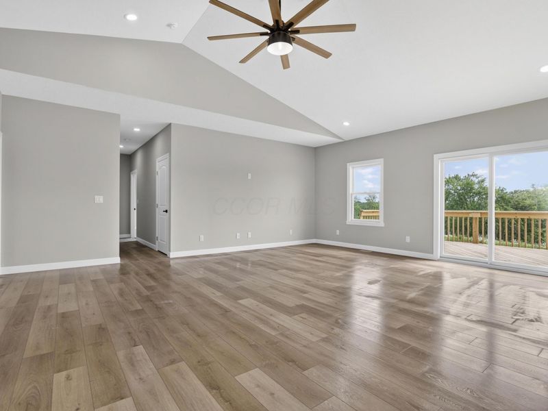 580 Trapp Lane, Hopewell, OH 43746 Photo 5