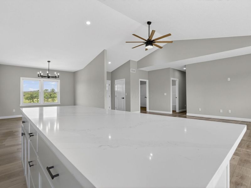 580 Trapp Lane, Hopewell, OH 43746 Photo 8