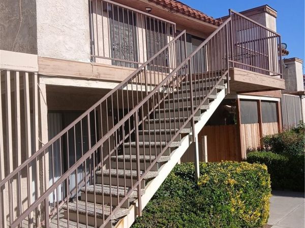 2439 West Acacia Avenue, Hemet, CA 92545