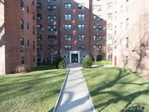 465 E Lincoln Avenue , Unit 411, Mount Vernon, NY 10552