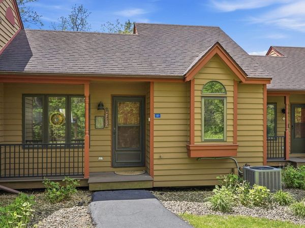 17 Oak Glen Drive, GALENA, IL 61036