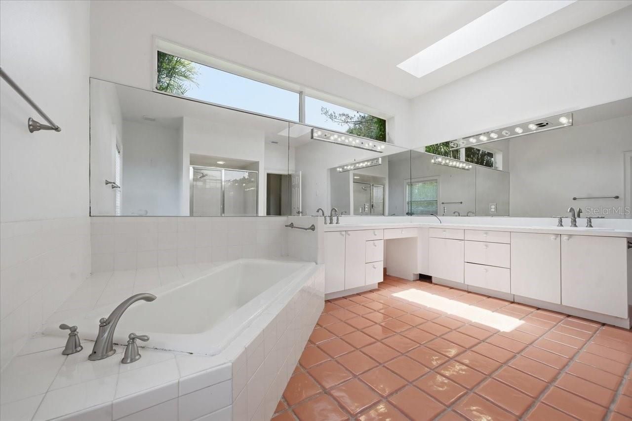 15612 Howell Park Lane, Tampa, FL 33625 Photo