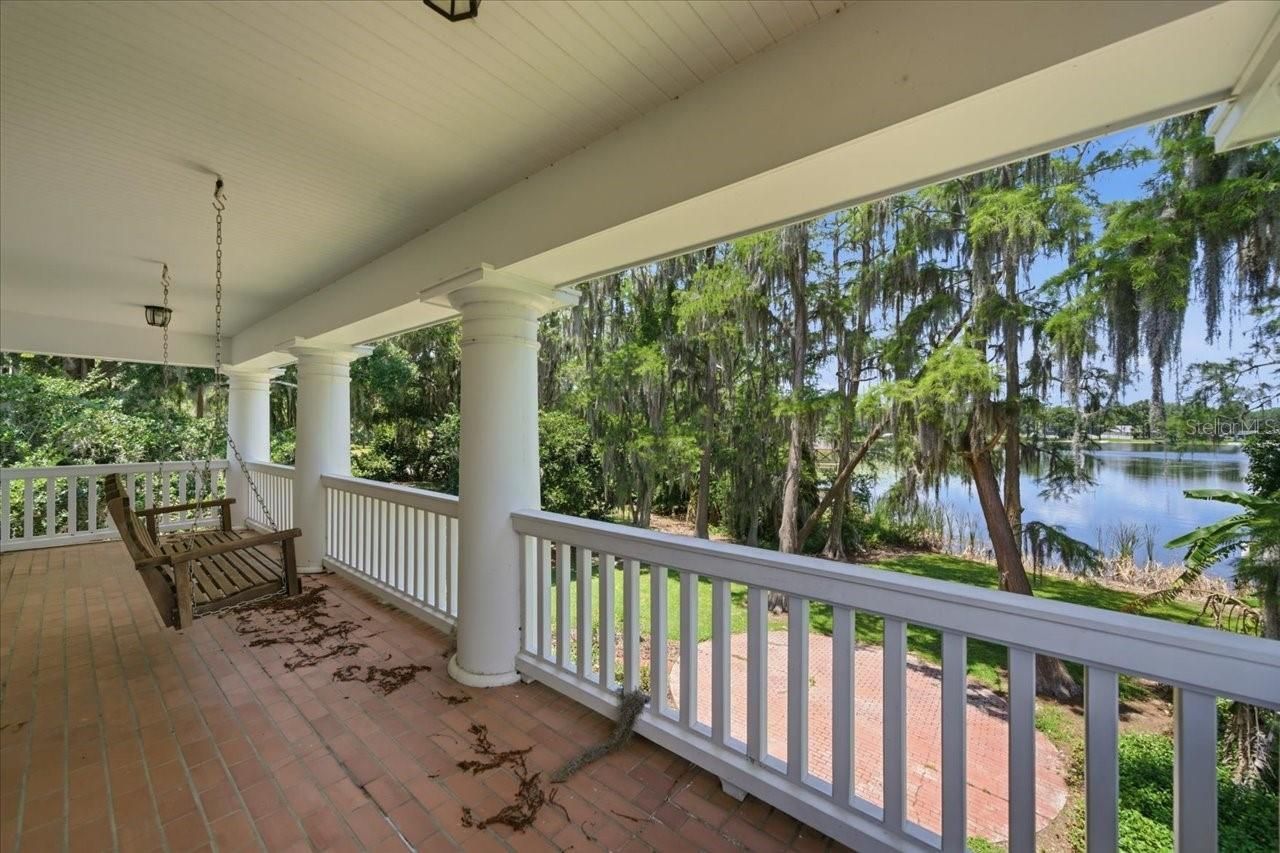 15612 Howell Park Lane, Tampa, FL 33625 Photo