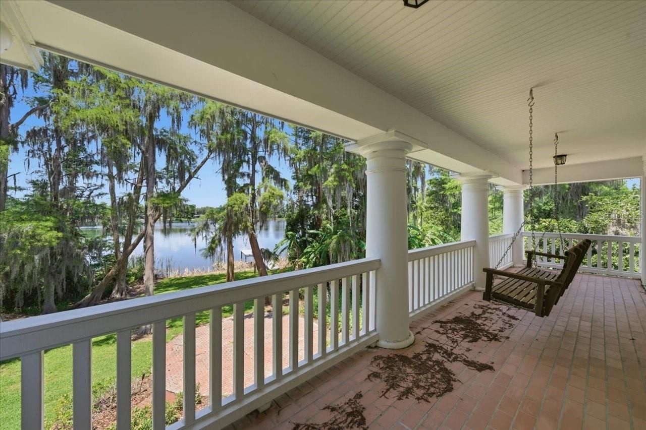 15612 Howell Park Lane, Tampa, FL 33625 Photo