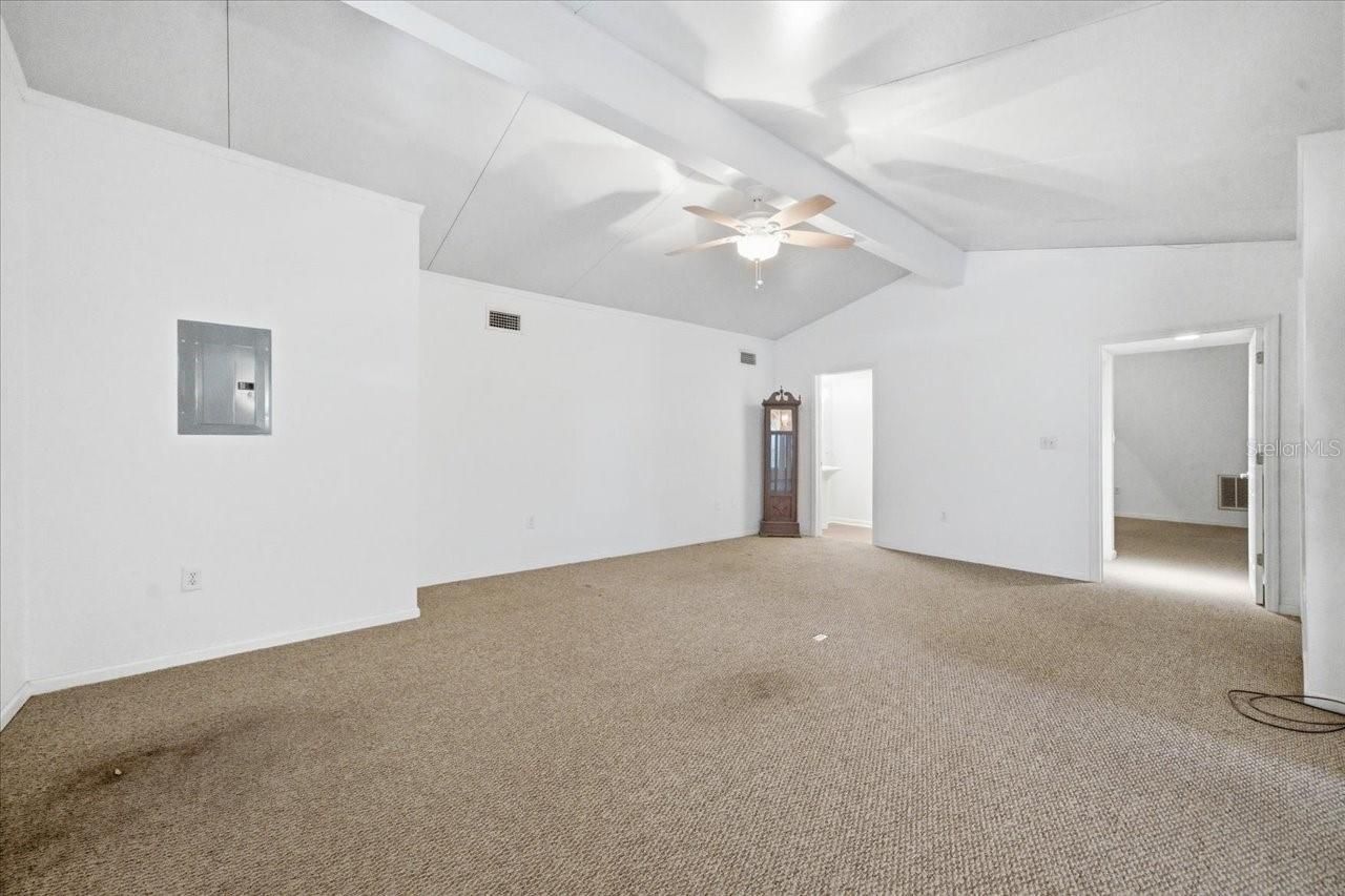 15612 Howell Park Lane, Tampa, FL 33625 Photo