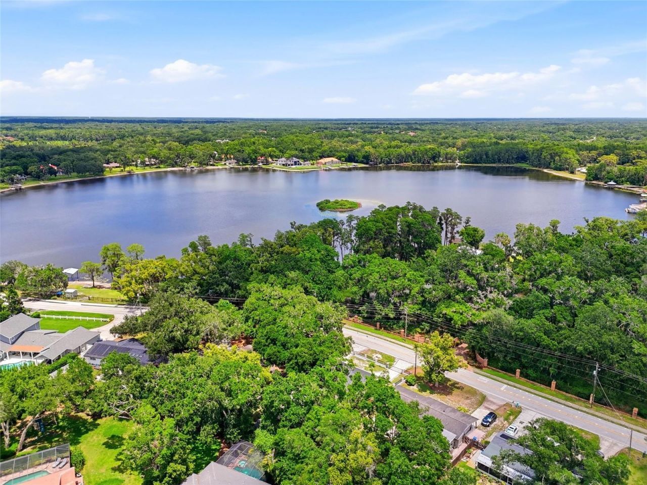 15040 Lake Magdalene Boulevard , Tampa, FL 33618 Photo