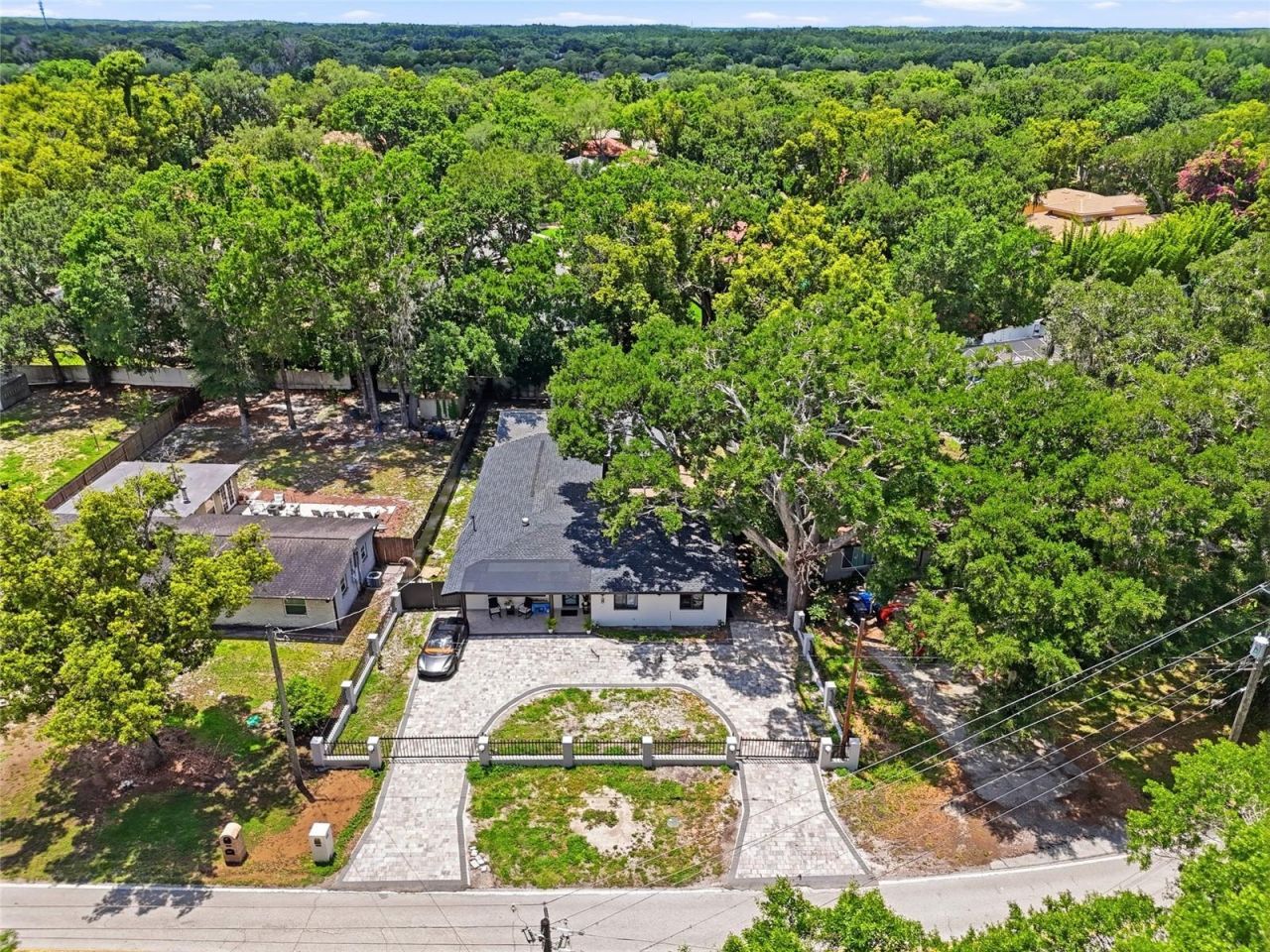 15040 Lake Magdalene Boulevard , Tampa, FL 33618 Photo