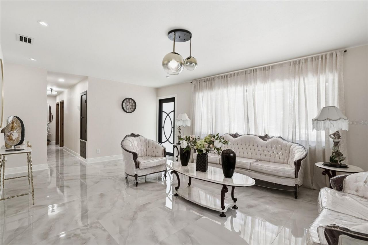 15040 Lake Magdalene Boulevard , Tampa, FL 33618 Photo