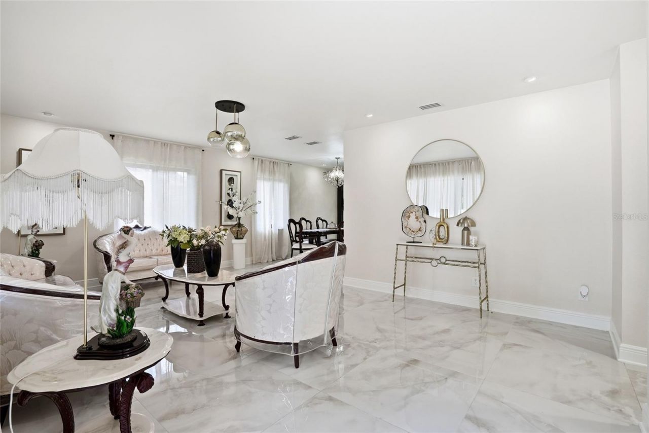 15040 Lake Magdalene Boulevard , Tampa, FL 33618 Photo