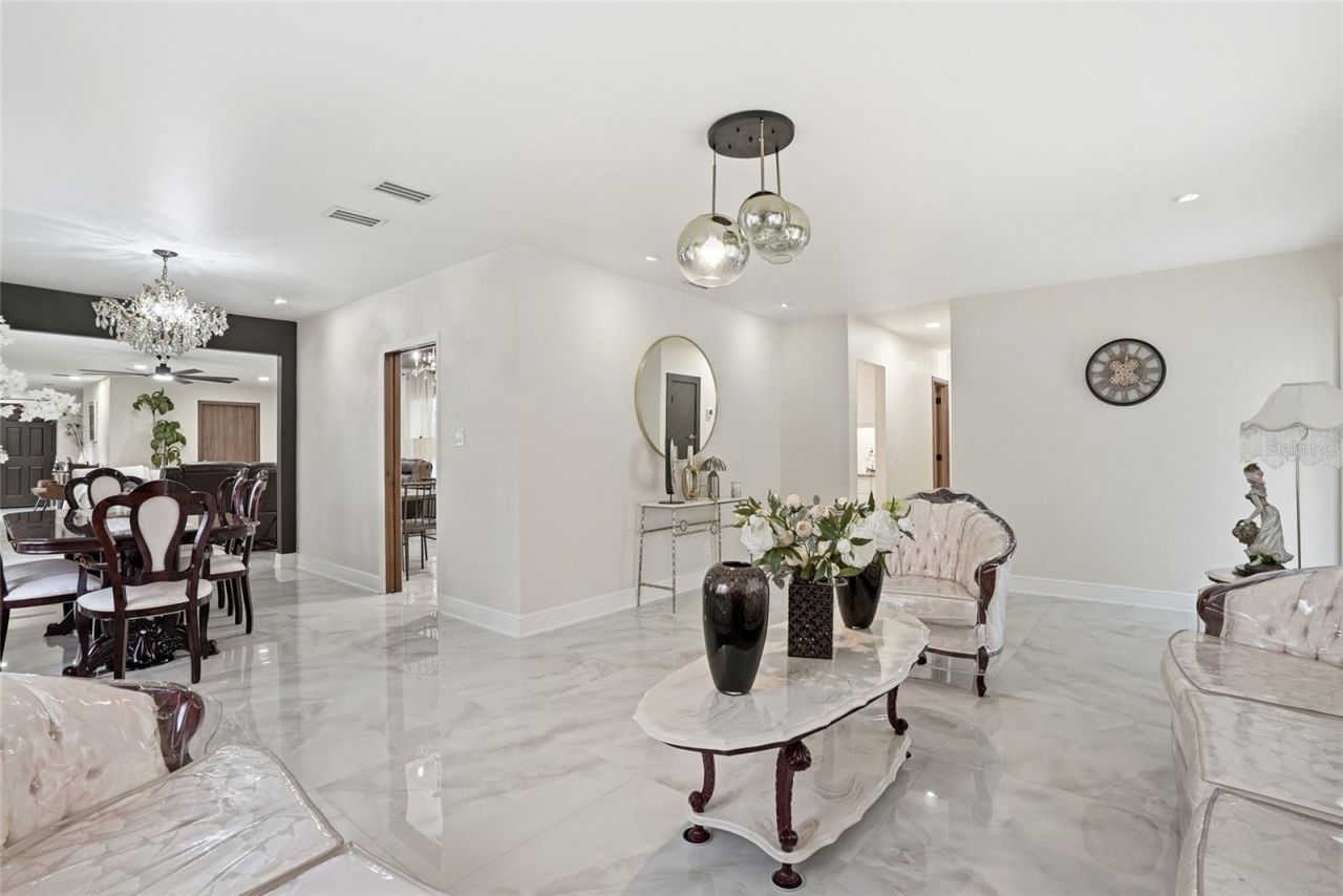 15040 Lake Magdalene Boulevard , Tampa, FL 33618 Photo