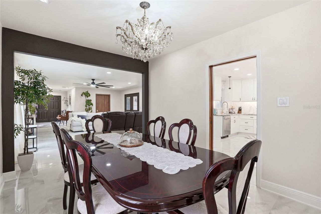 15040 Lake Magdalene Boulevard , Tampa, FL 33618 Photo